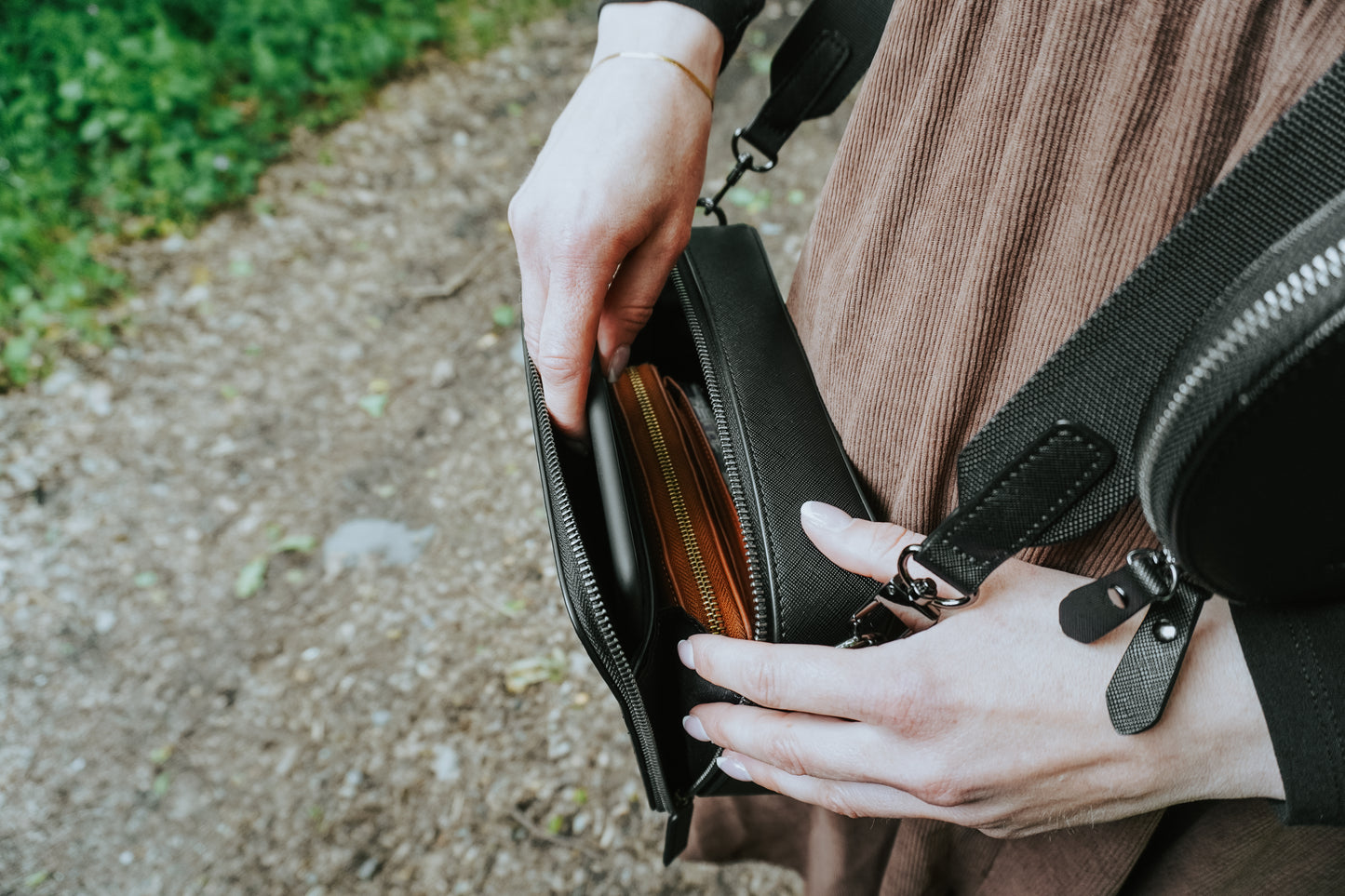 E-Reader Handbag