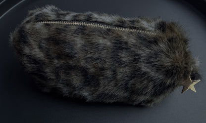 Nocturne Leo Readers Pouch